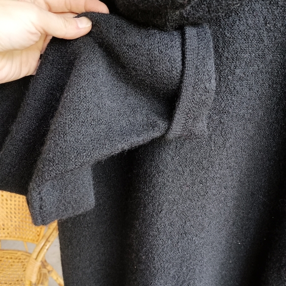 Lord & Taylor Black Hooded 100% Wool Sweater/Jacket with Wooden Buttons_Large - Picture 6 of 6
